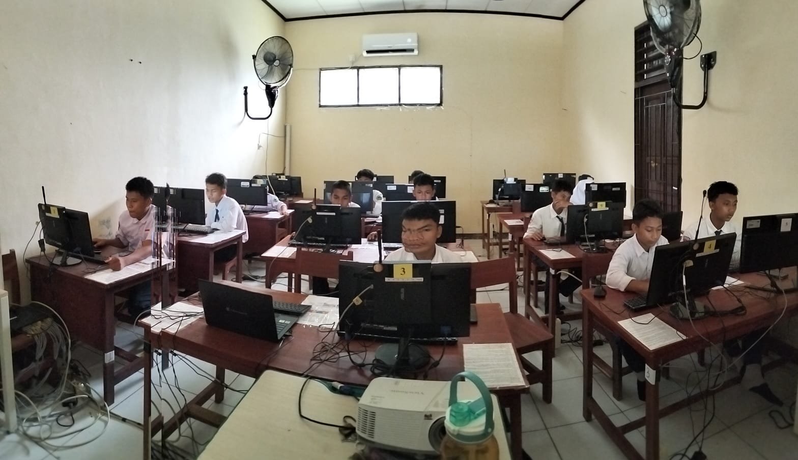 Lab Komputer